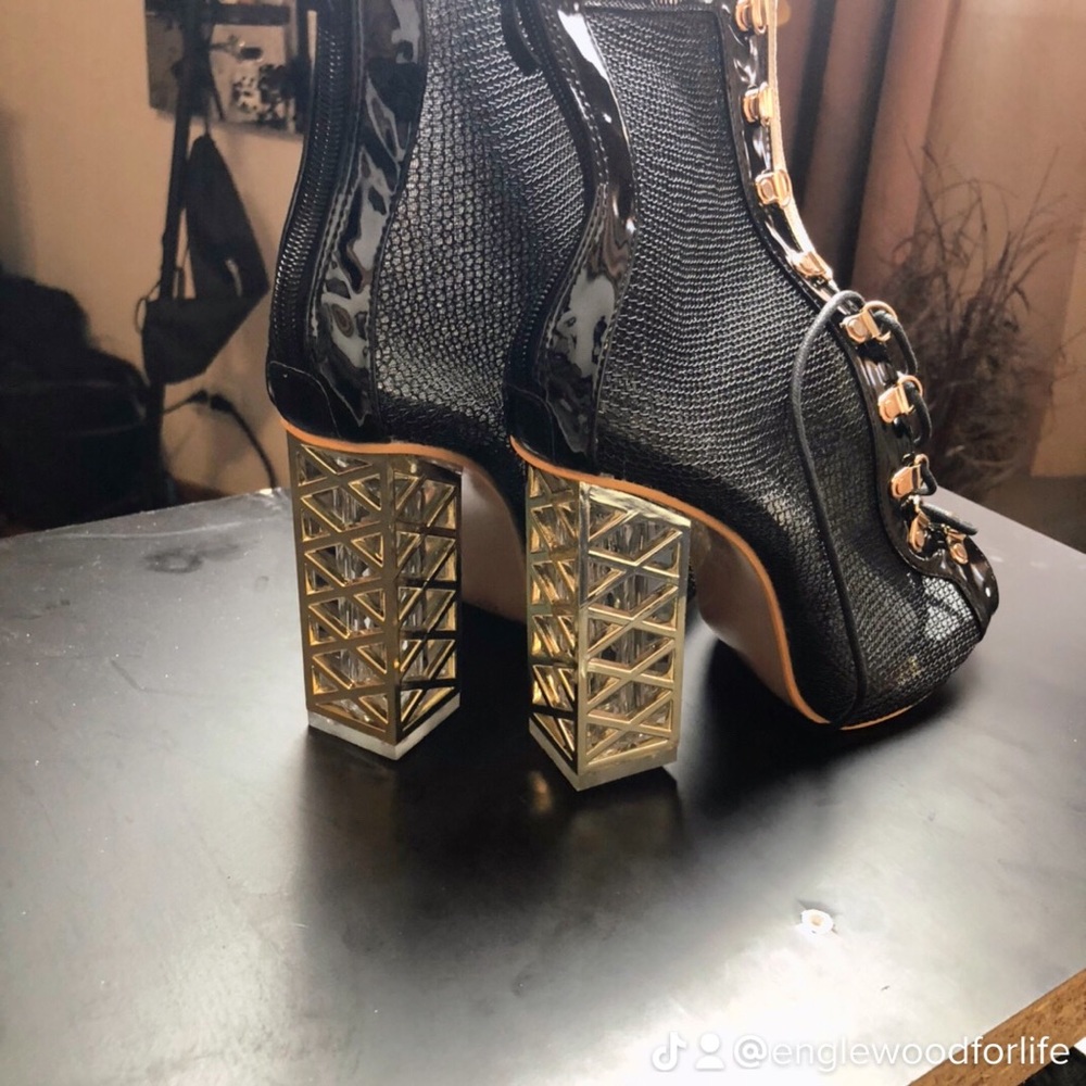 Mesh heels - Picture 7 of 11